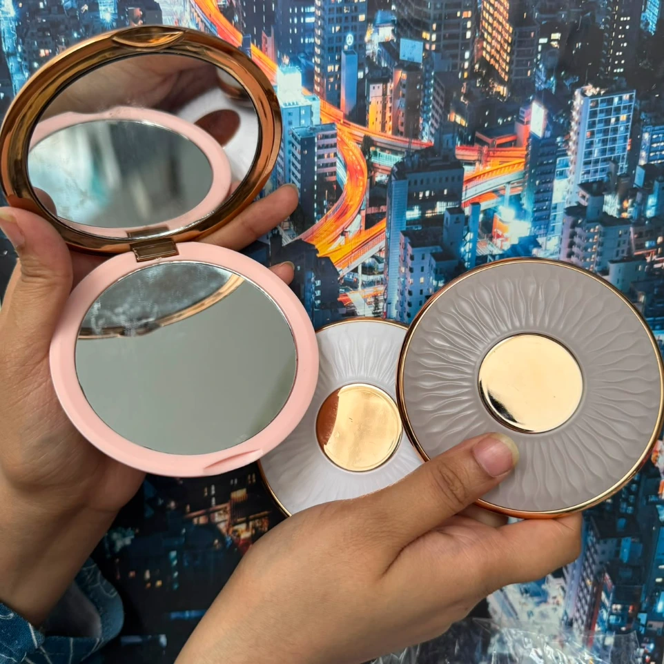 Round Mirror